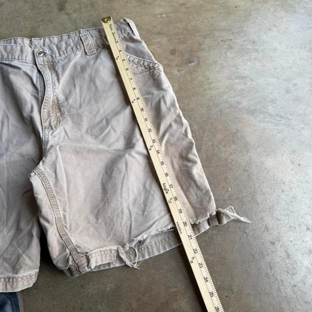 Vintage 90s Carhartt faded cream cargo distressed shorts
